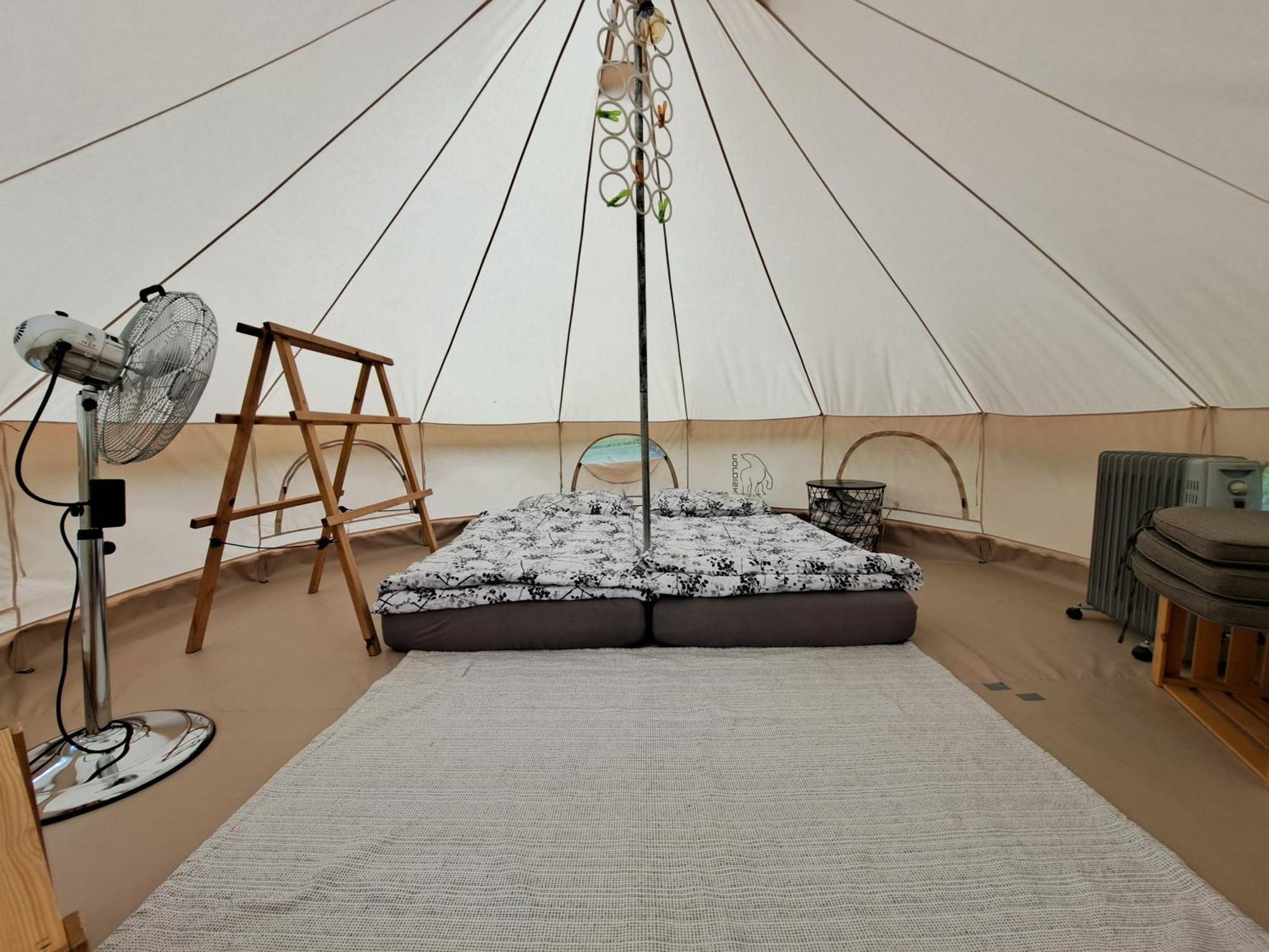 Villa Puzman Farm Glamping Radovljica Exterior foto